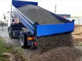 Ile kosztuje wywrotka żwiru? Poznaj ukryte koszty i ceny