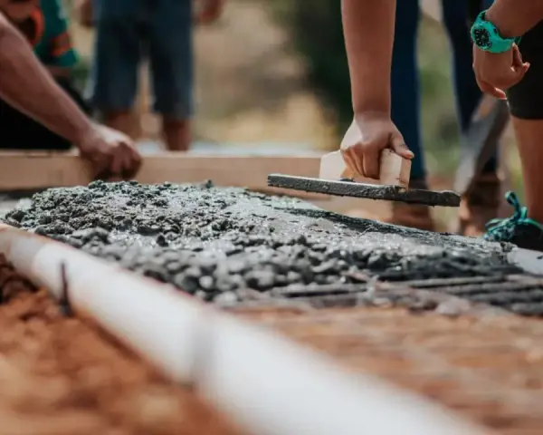 Jak wybrać najlepszy beton na fundament, aby uniknąć problemów?