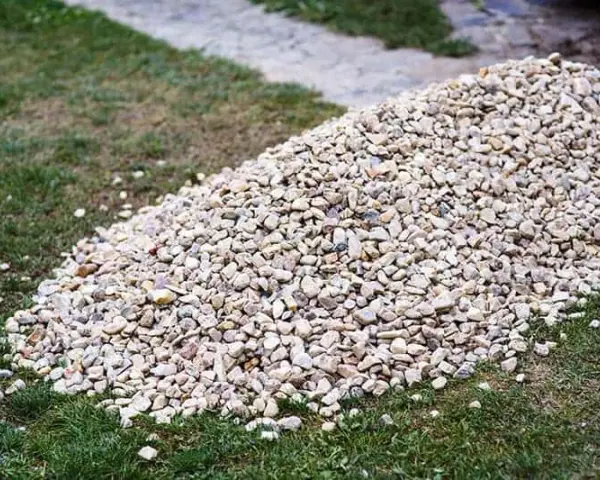 Kruszywo z recyklingu – co to jest i dlaczego warto je stosować?